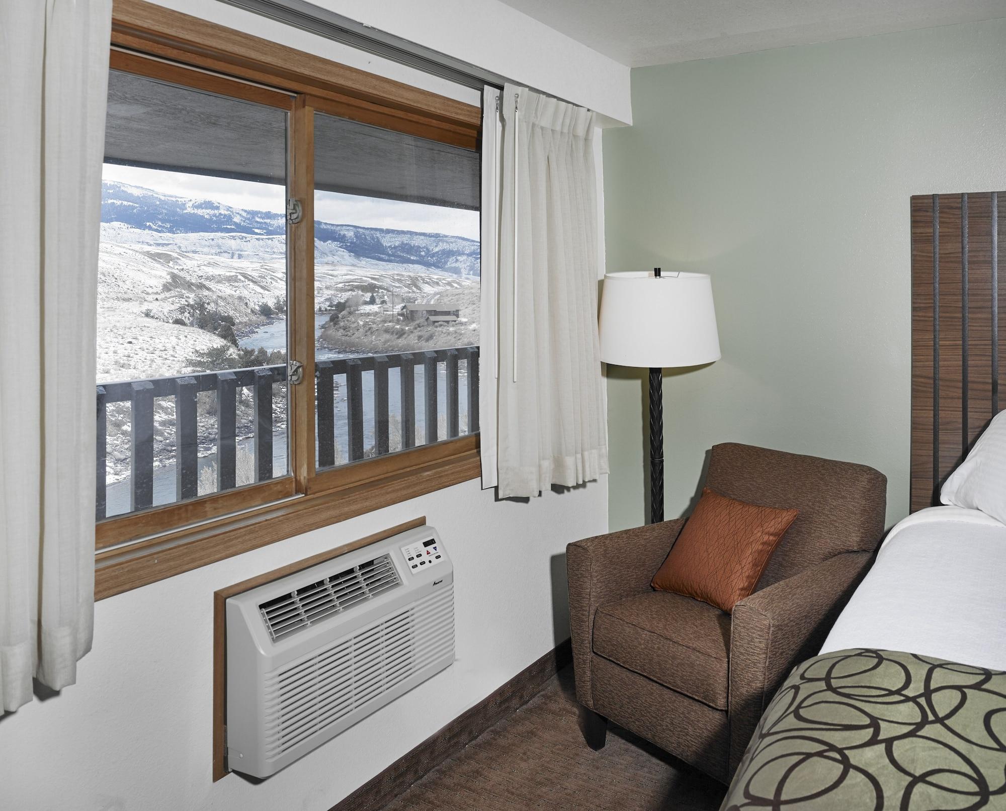 The Ridgeline Hotel At Yellowstone, Ascend Hotel Collection Гардінер Екстер'єр фото