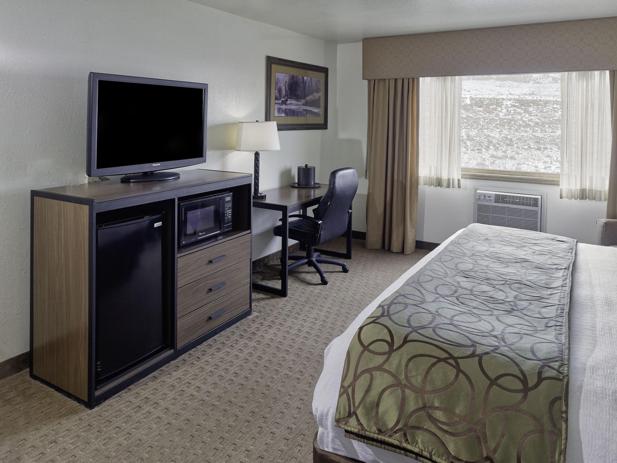 The Ridgeline Hotel At Yellowstone, Ascend Hotel Collection Гардінер Екстер'єр фото