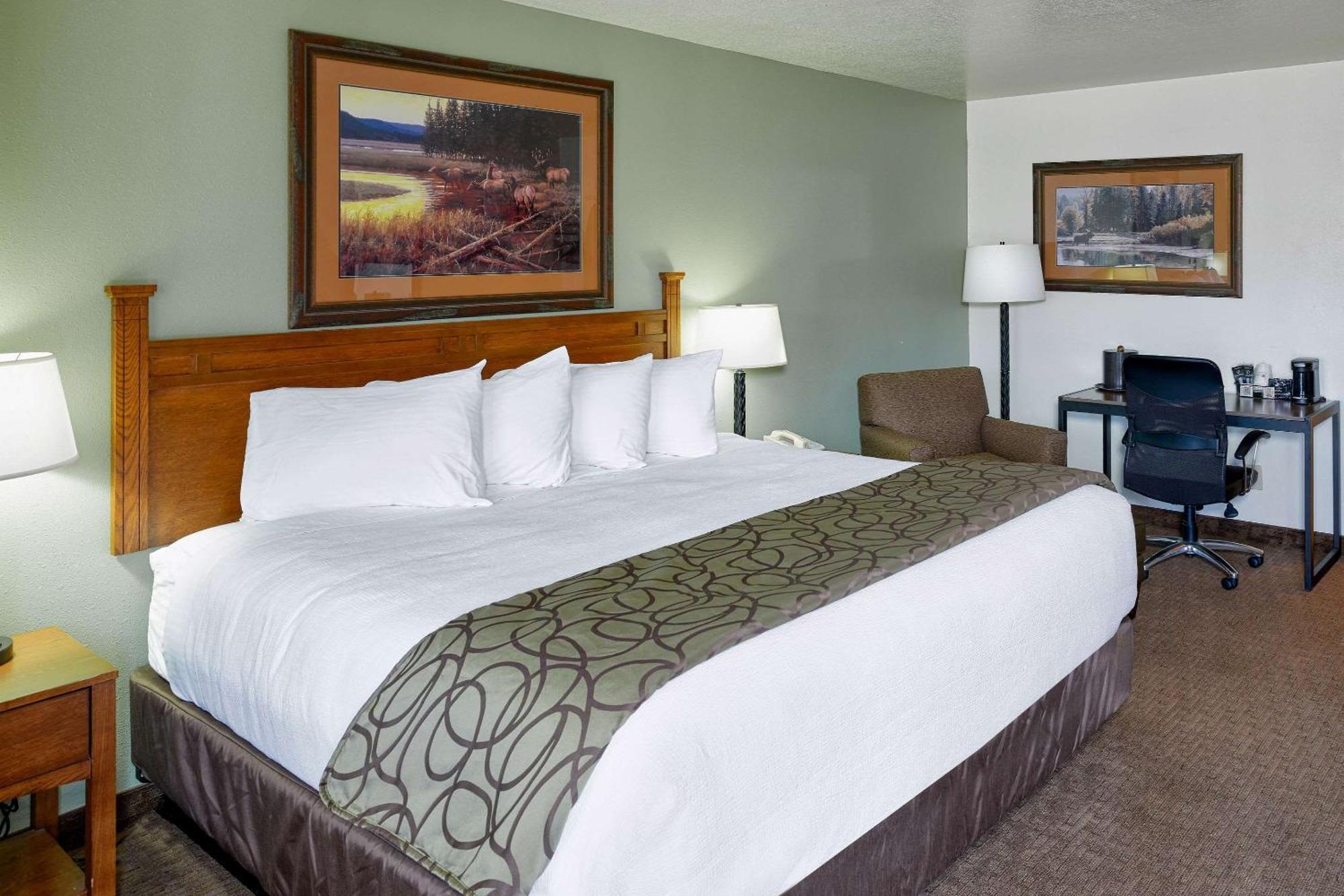 The Ridgeline Hotel At Yellowstone, Ascend Hotel Collection Гардінер Екстер'єр фото